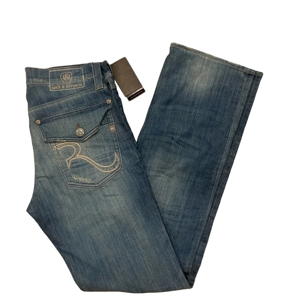 ROCK & REPUBLIC - Ralph Low Rise Relaxed Straight Leg - Picture 3 of 13